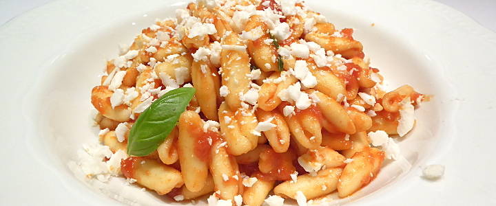 Cavatelli al pomodoro e cacioricotta