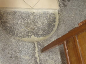 Reste der früher über ein Aquädukt erfolgten Wasserzuleitung