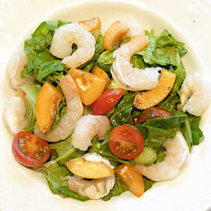 insalata di gamberi e nespole