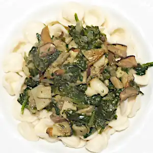 Orecchiette ai porcini e spinaci