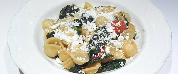 Orecchiette alla cicoria e pomodorini