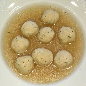 polpette di ricotta in brodo