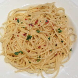 spaghetti aglio olio e peperoncino