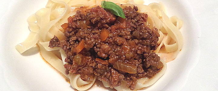 Tagliatelle alla bolognese - Bandnudeln mit bologneser Fleischsauce