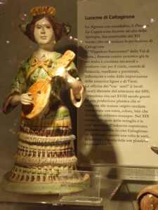 Öllampe aus Caltagirone (Sizilien) aus dem 18./19. Jh.