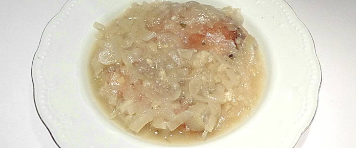 Zwiebelsuppe auf umbrische Art